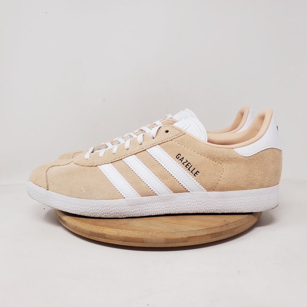 adidas Gazelle Shoes Womens 10.5 Halo Blush Suede Sneaker Lace Up Low Soccer